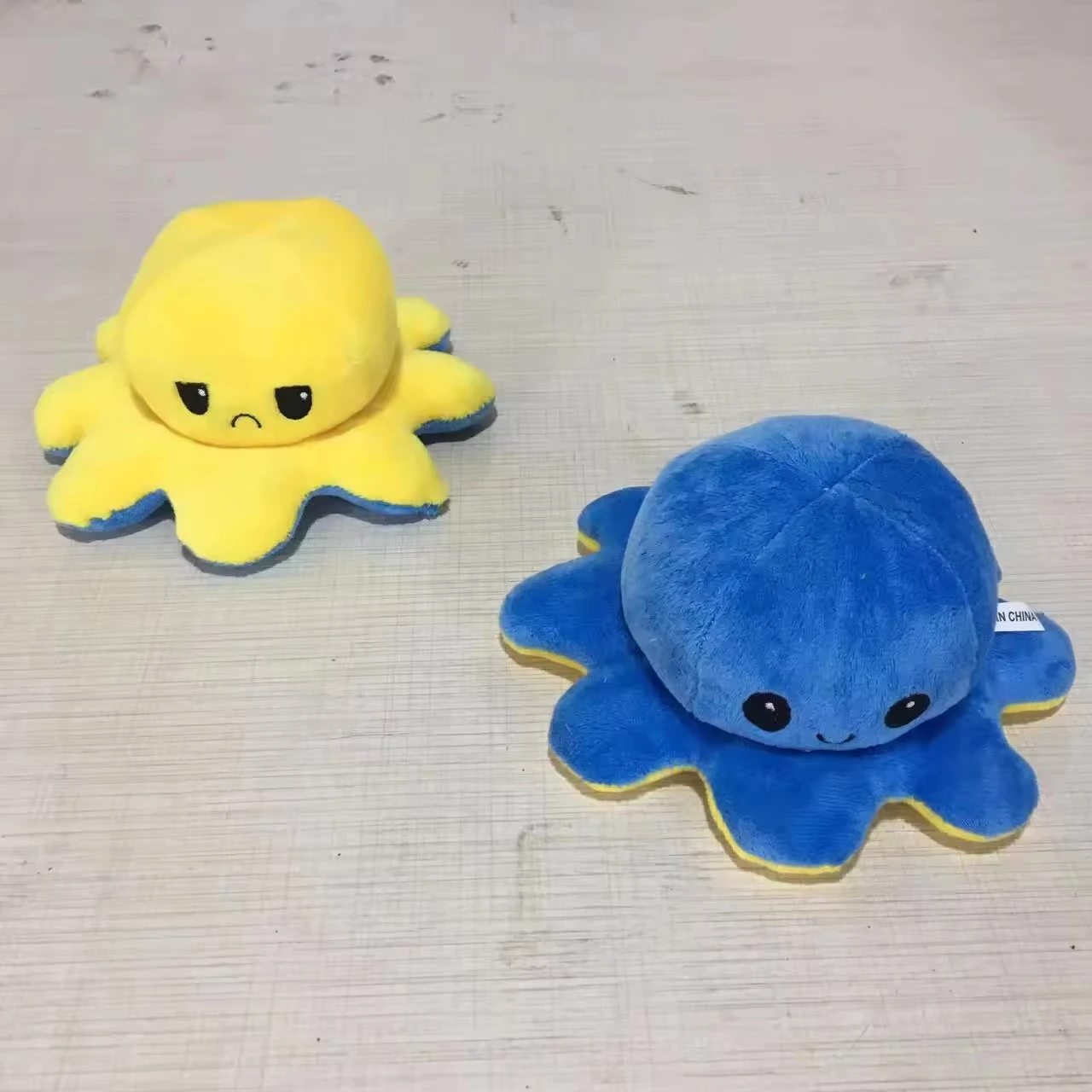 Hot Selling Colorful Giant Octopus Plush Toy 20cm Reversible Octopus Plush Pillow - Image 9