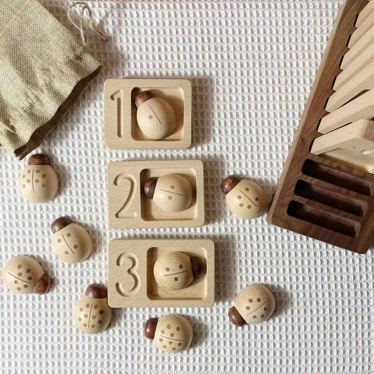 Wooden Ladybug Educational Toy Solid Wood Ladybug Toy Montessori Teaching AIDS Digital Toys Hand-eye Coordination - Image 3