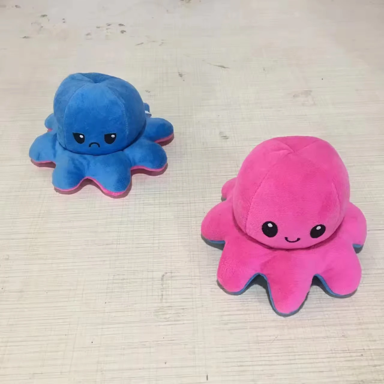 Hot Selling Colorful Giant Octopus Plush Toy 20cm Reversible Octopus Plush Pillow - Image 15